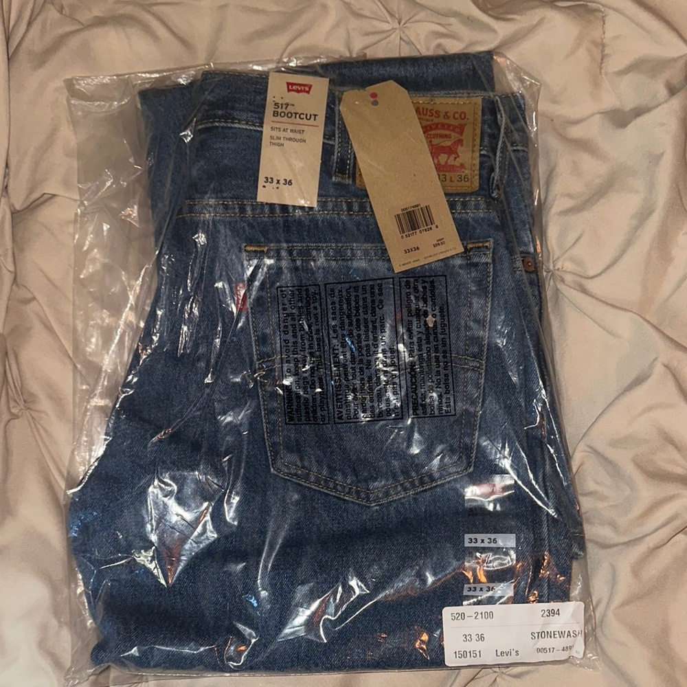 Levi's Classic Bootcut Jeans in Denim Blue